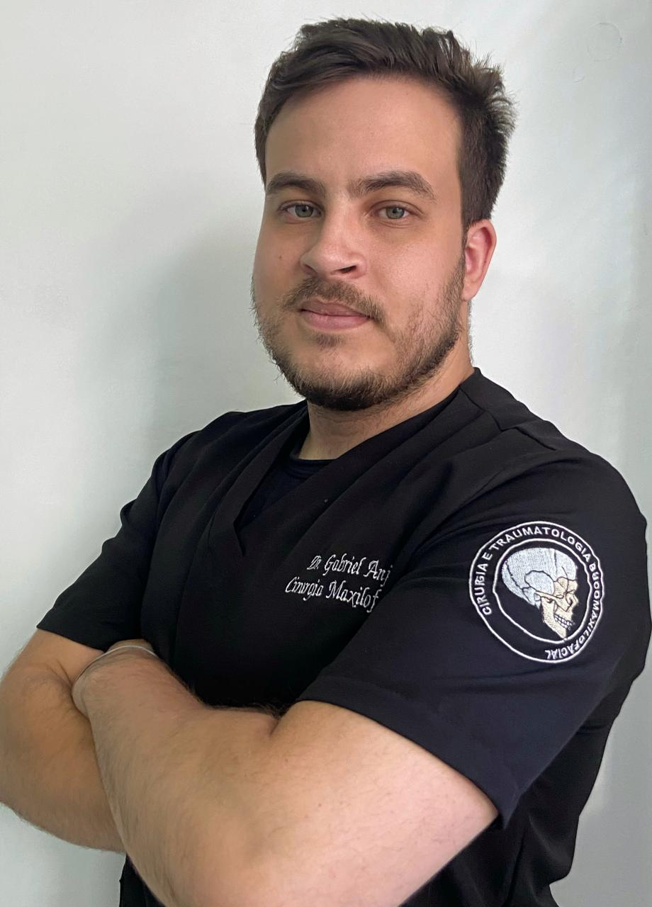 Dr. Gabriel Anjos Bucomaxilo